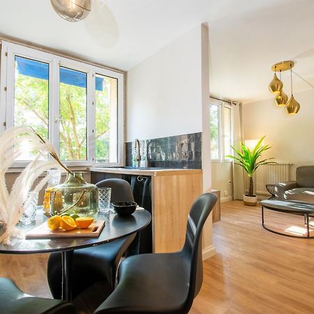 Suite Madison Villeurbanne Exterior photo